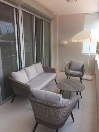 Апартаменты Harmony Свети-Стефан Апартаменты с видом на море-44